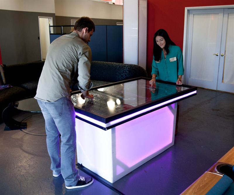 Itouch Game table